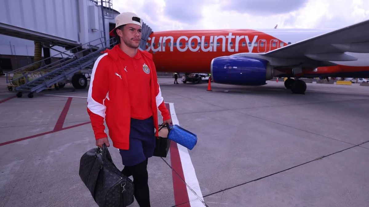 cade-cowell-jugo-minutos-mando