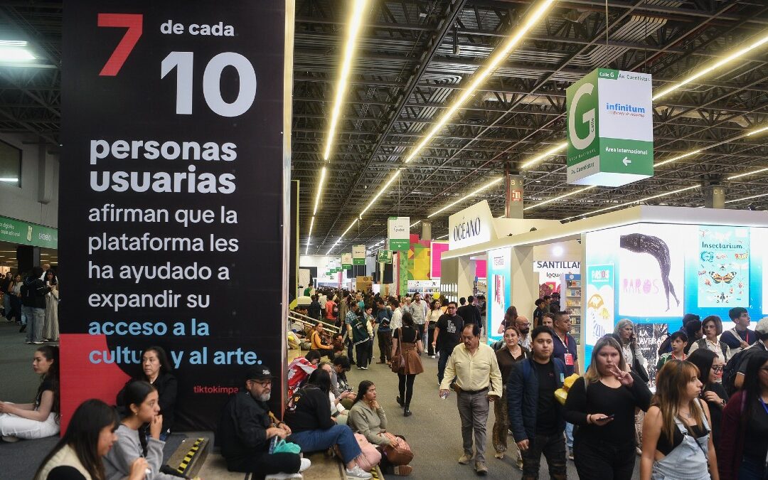 ¿Debería Prohibirse la IA en Universidades? Expertos Analizan su Impacto en el Aprendizaje en la FIL Guadalajara