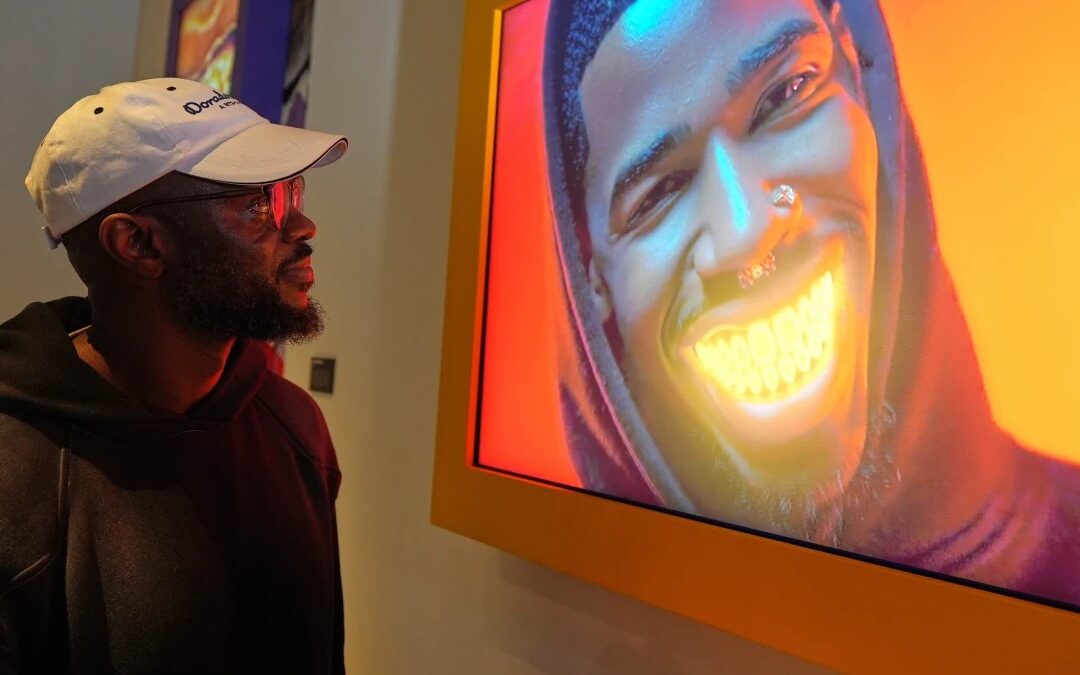 Comediantes Integran Herramientas de IA en sus Espectáculos Sin Perder el Control