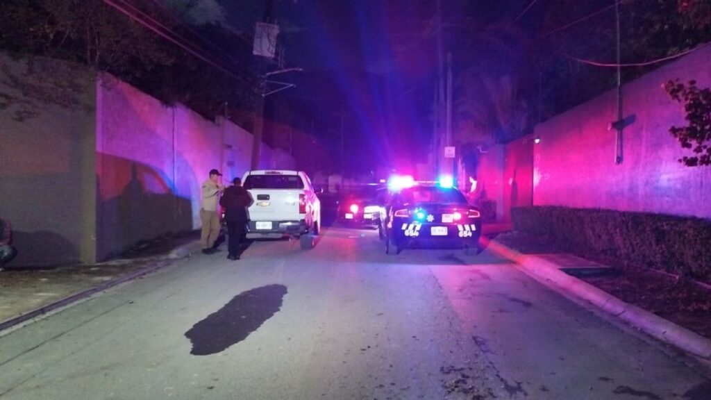 Trágico Accidente En Monterrey: Joven Motociclista Pierde La Vida Tras Colisión Con Camión