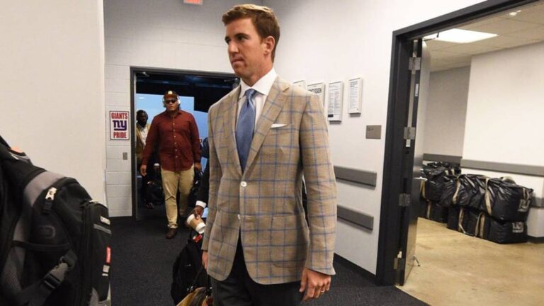 Eli Manning: El Ícono de la NFL que Anfitriona el Sorteo del Mundial