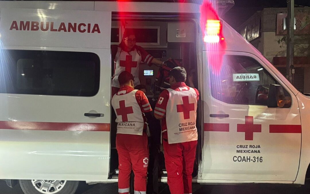 Golpiza a abuelito en Torreón: Violenta asalto tras salir de un bar | Video Impactante