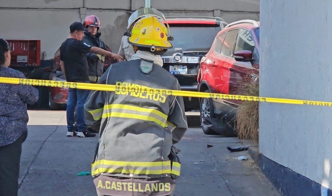 Accidente en Guadalajara: Mecánico de 33 Años Sufre Graves Lesiones Tras Caída de Camioneta