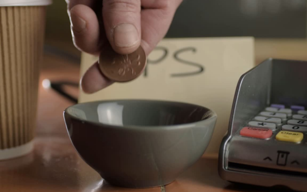 Deducción de impuestos para trabajadores que reciben propinas alcanza hasta $25,000 a partir de 2025