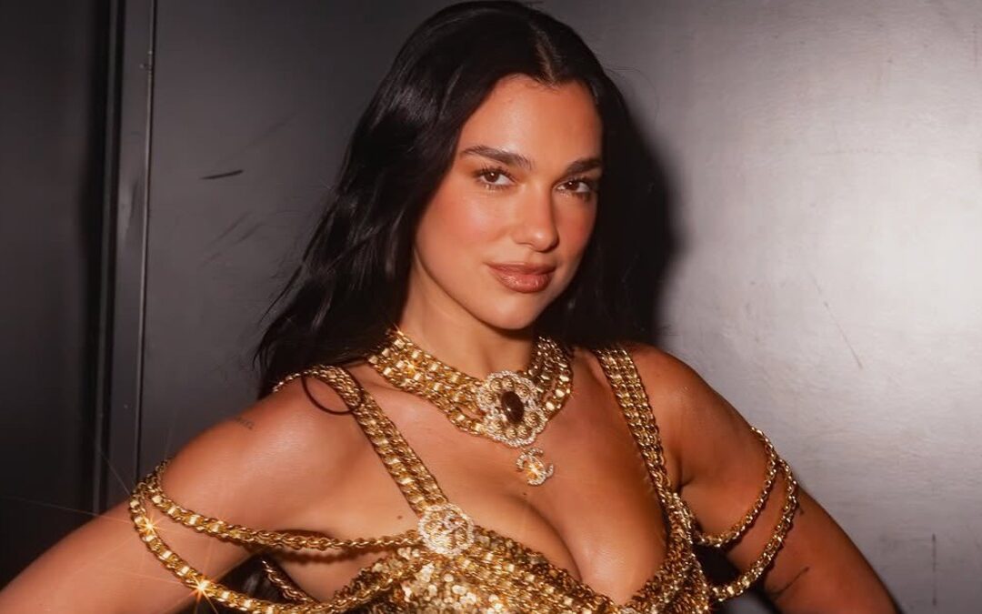 Dua Lipa Cierra sus Shows en CdMx y Encanta a sus Fans con ‘Amor Prohibido’