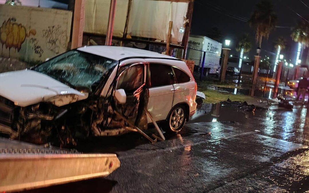Conductor Ebrio Destroza Camioneta en la Torreón-San Pedro: Un Llamado a la Seguridad Vial