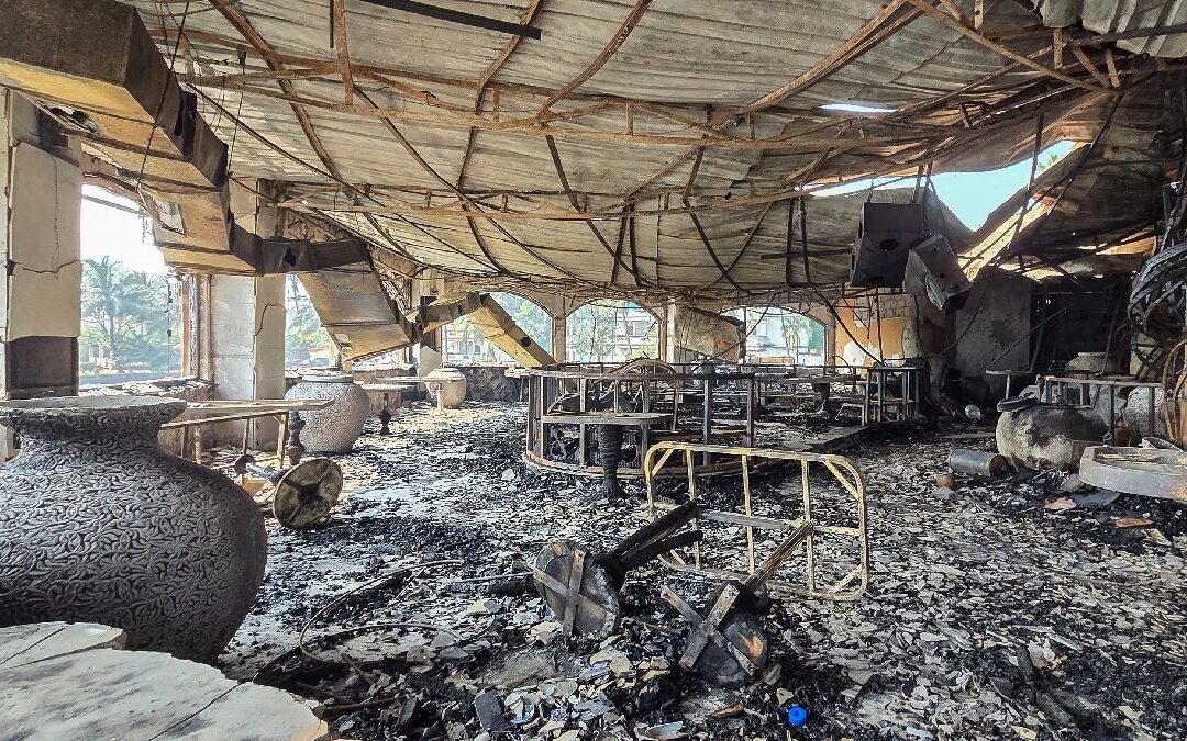 Incendio en club nocturno de Palm Springs: 25 muertes y respuesta de autoridades