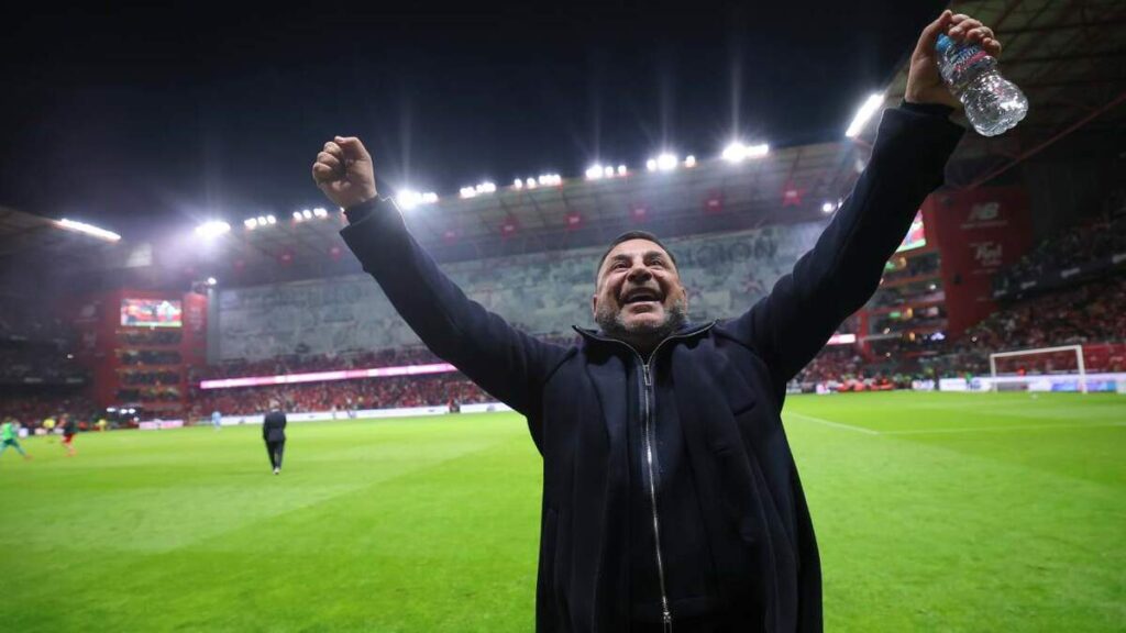 Antonio Mohamed Y Su Rendimiento Frente A Los Tigres: ¡Números Sorprendentes! - Noticias Notivalle Antonio Mohamed Y Su Rendimiento Frente A Los Tigres: ¡Números Sorprendentes!