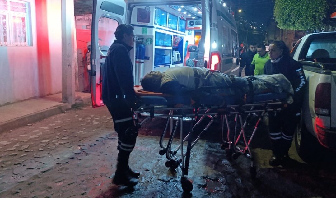 Hombre de 61 años cae desde su balcón en Tlaquepaque tras consumir bebidas alcohólicas