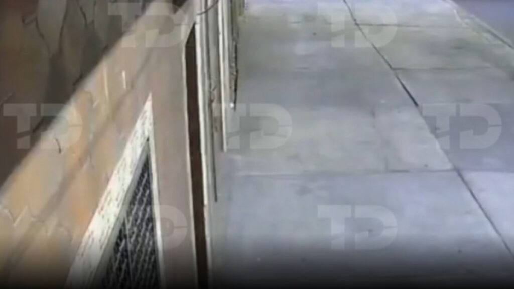 Asesinato En Venustiano Carranza: Joven Acribillado En Su Bici Eléctrica – Video Del Ataque