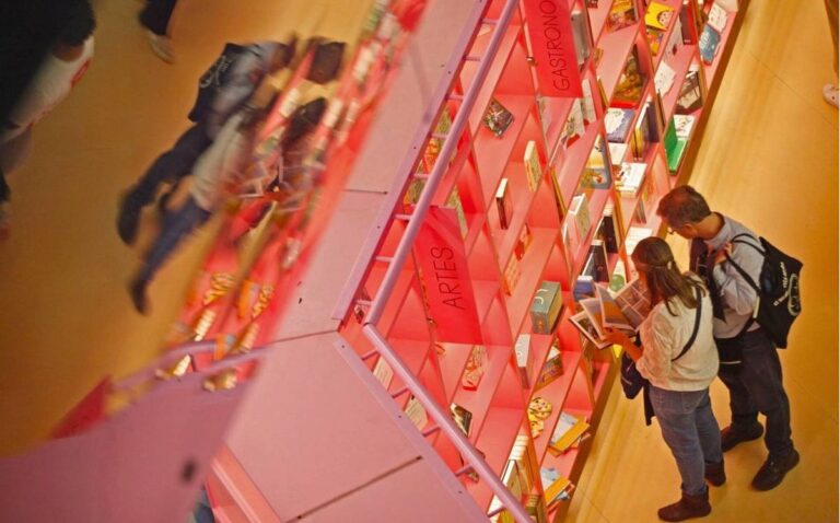 Todo lo que necesitas saber sobre la FIL Guadalajara 2025: artistas, fechas y horarios