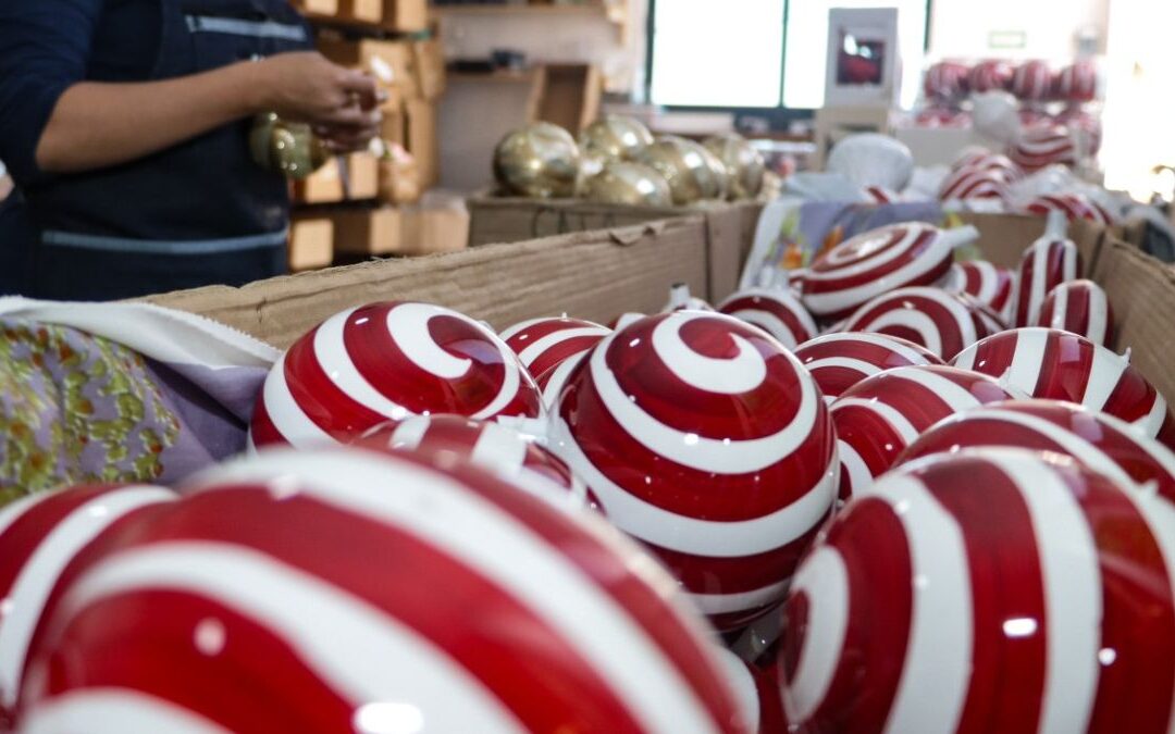 Maestros de Chignahuapan: Cómo Protegen su Arte de las Esferas de la Piratería