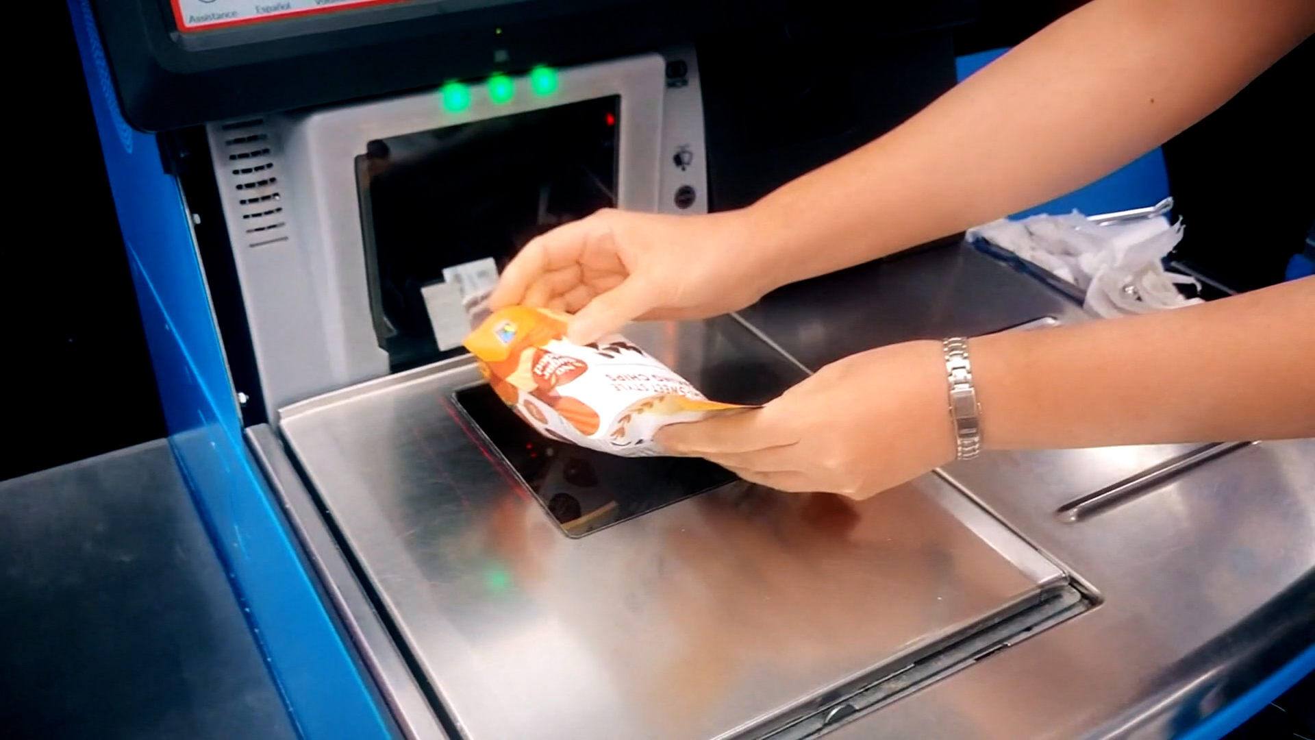 1765304091437_self-checkout