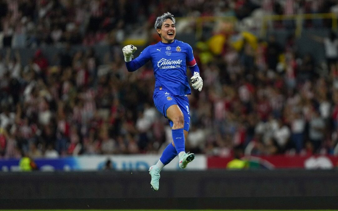 Blanca Félix Regresa a los Entrenamientos de Chivas Femenil Tras Superar una Fuerte Lesión