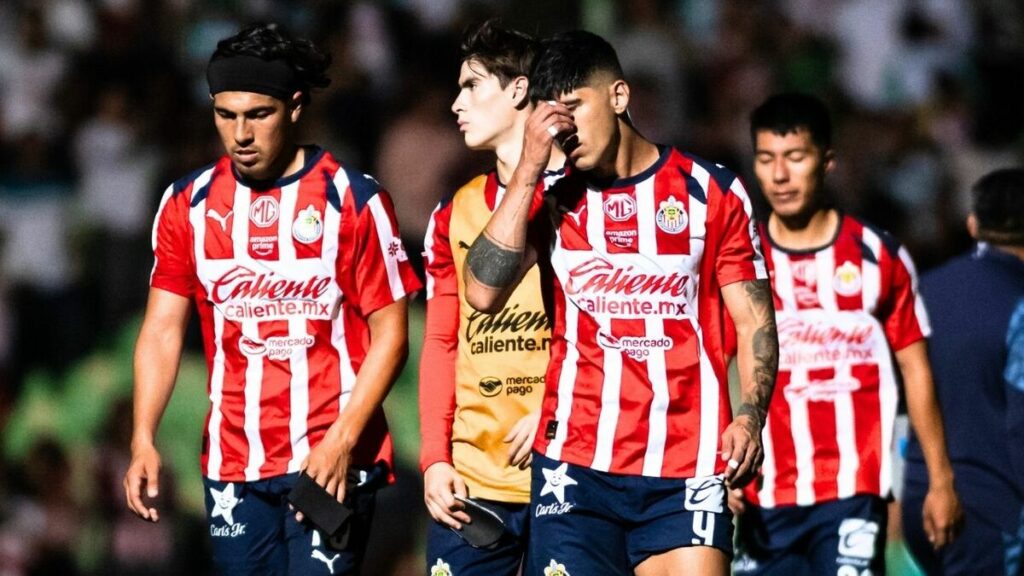 Chivas Enfrenta Desafíos: ¿Cuál Es El Futuro De Pulido En El Fútbol Mexicano?