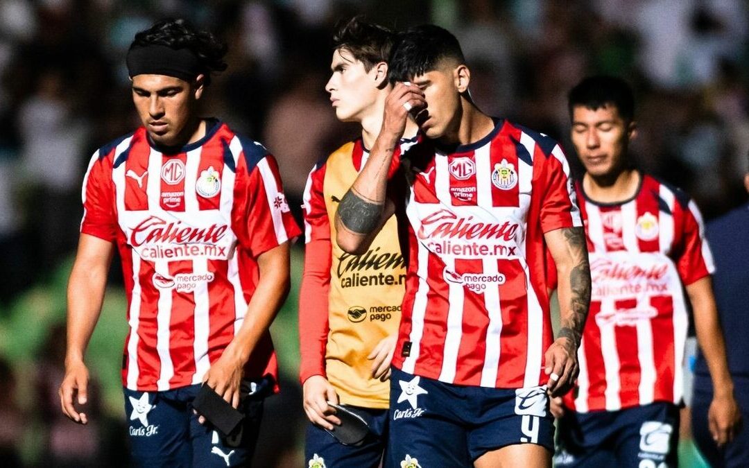 Chivas Enfrenta Desafíos: ¿Cuál es el Futuro de Pulido en el Fútbol Mexicano?