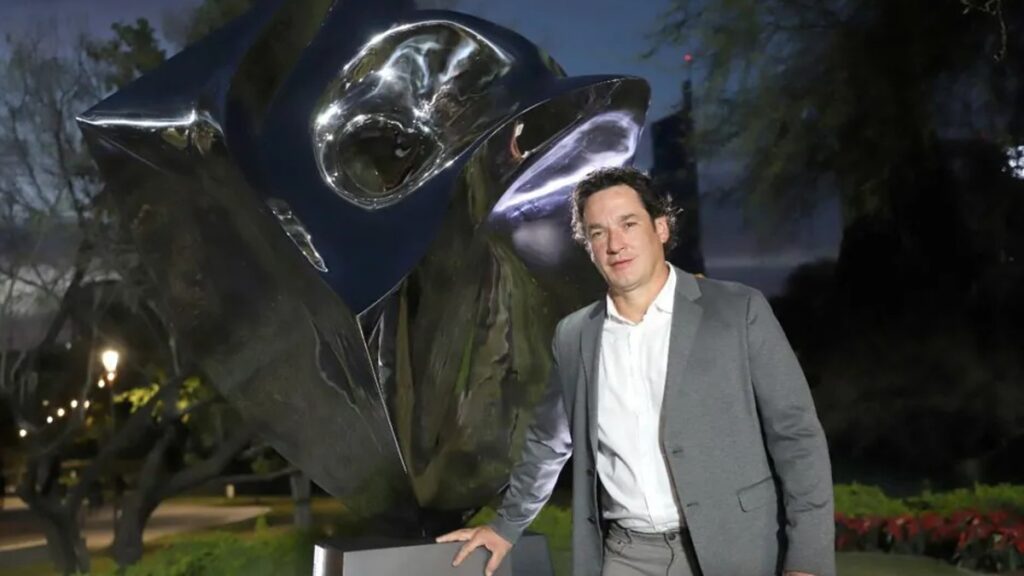 Descubre Las Obras Monumentales De Gustavo Vélez En El Parque Rufino Tamayo De San Pedro Garza García