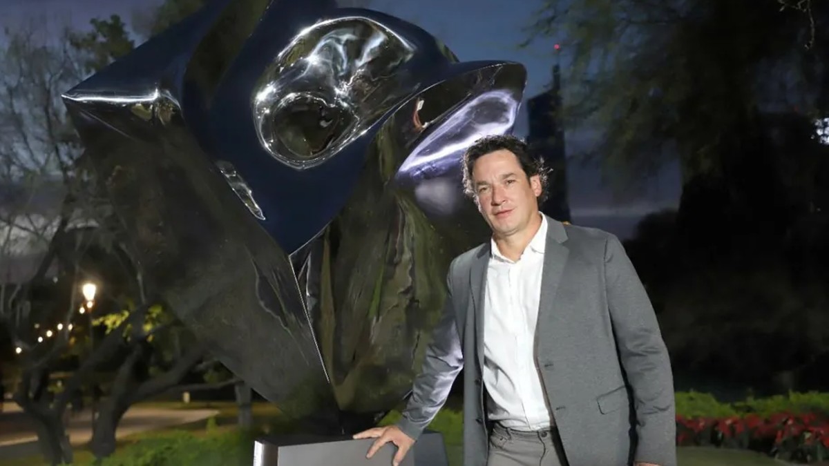 exposicion-gustavo-velez-compuesta-nueve