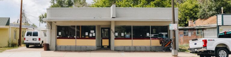 Loveland Expande su Capacidad de Refugio con Carpas FEMA ante la Crisis de Vivienda