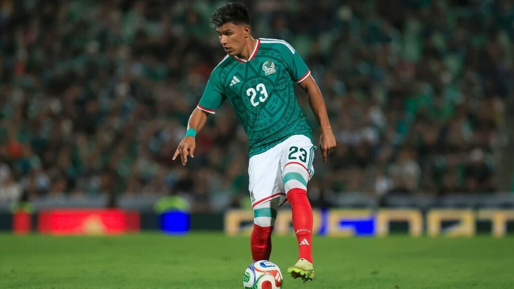 Descubre La Playera Retro De México Inspirada En El Mundial De 1986