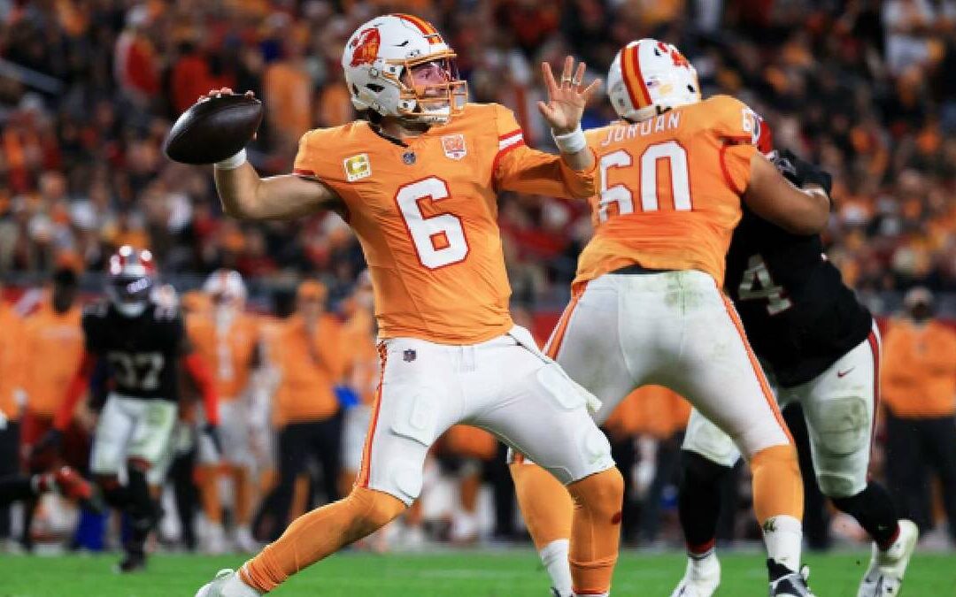 Buccaneers Sufren Derrota en Casa ante Falcons en el TNF: ¿Qué Futuro les Espera?