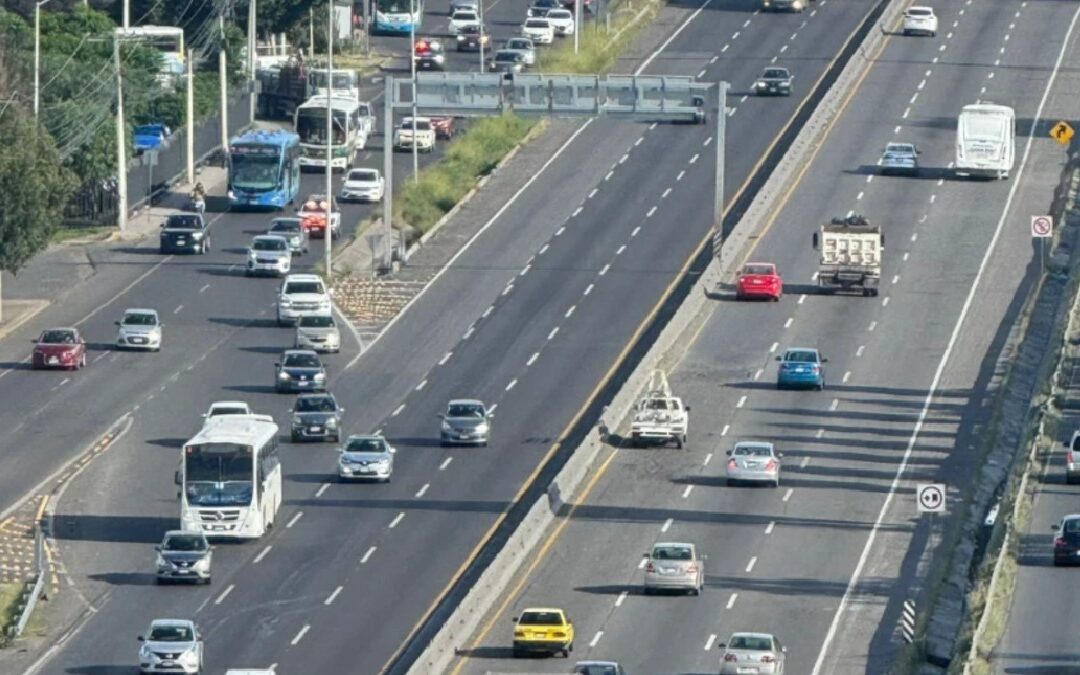 Actualizaciones en Vivo sobre la Autopista México-Querétaro: Noticias, Choques y Cierres Viales