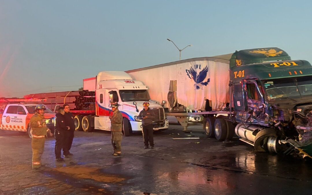 Accidente en el Bulevar Miguel de la Madrid Genera Caos Vial en Guadalupe: Tres Carriles Cerrados