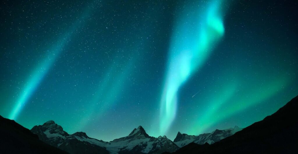 Tormenta Solar Iluminará El Cielo: Aurora Boreal Visible En Estados Del Norte