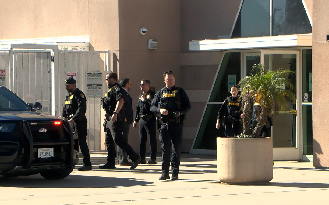 Apuñalamiento en Escuela: Estudiante Atacada en San Ysidro High School