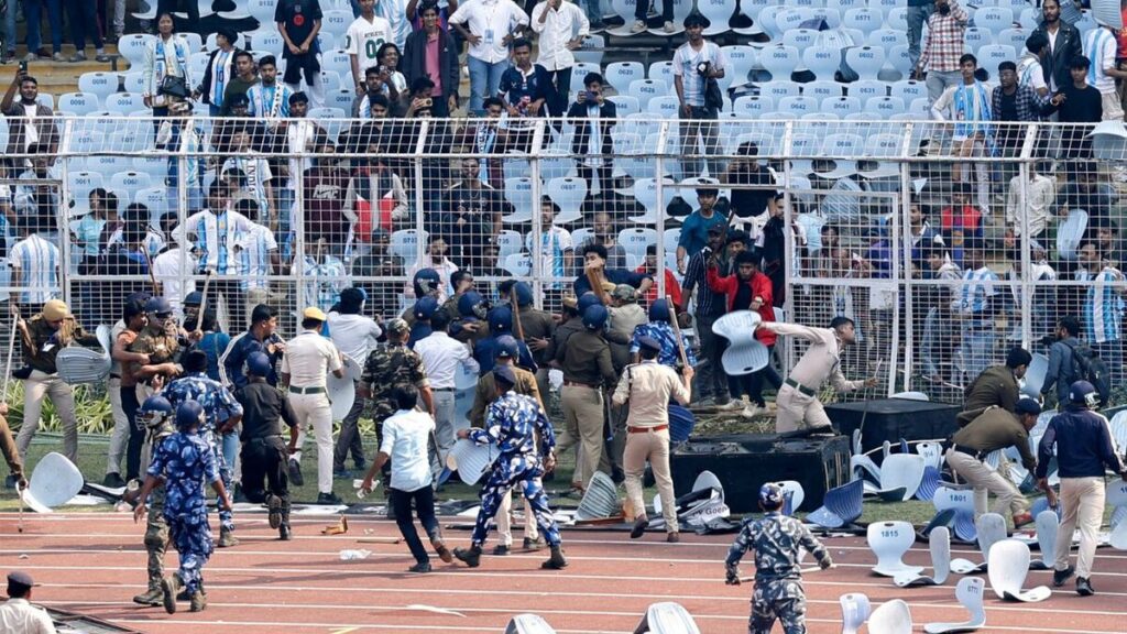 Decepción De Aficionados En La India: Vandalismo Tras La Breve Visita De Messi - Noticias Notivalle Decepción De Aficionados En La India: Vandalismo Tras La Breve Visita De Messi