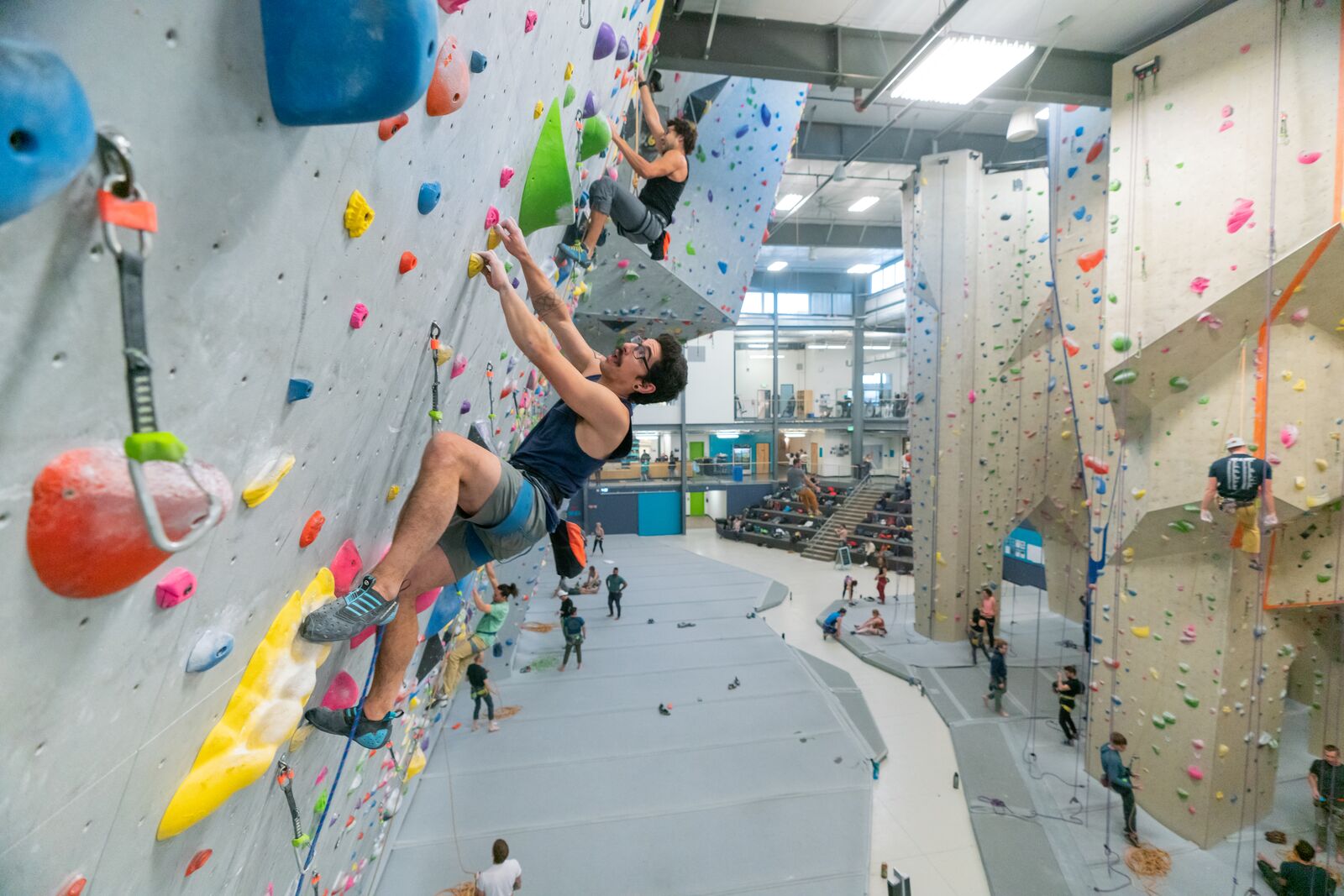 Web-Large-Cruxing-in-Color_Baker_MVMT_2022_MHecker-153