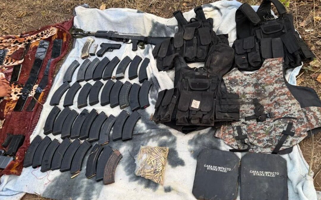 Sedena Despliega Operativo Militar en Colima y Michoacán: Se Detienen a 6 Individuos