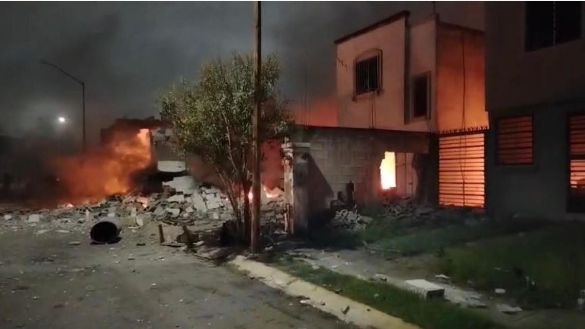 explosiones-pirotecnia-originaron-incendio-casa