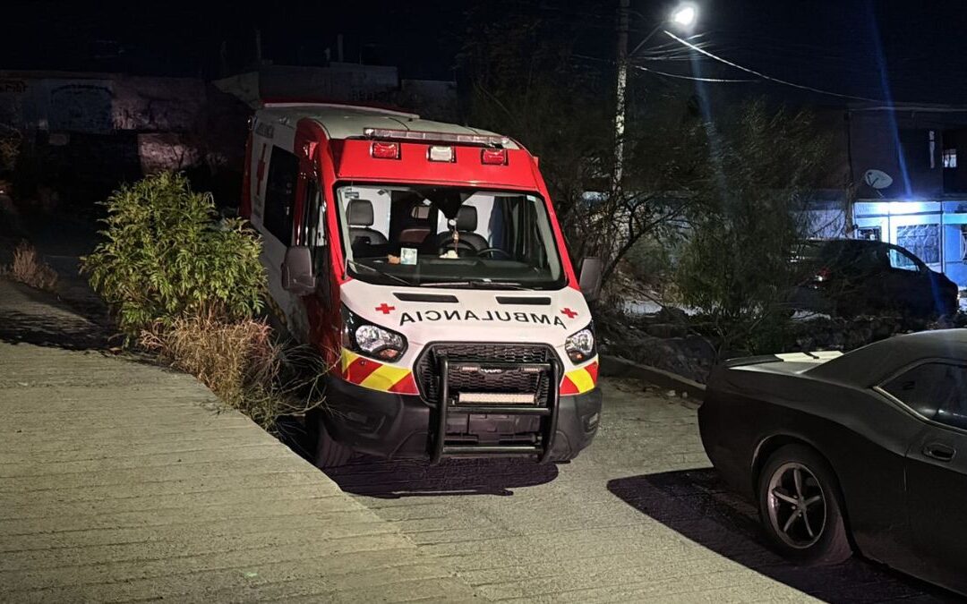 Torreón: Menor de 14 años sufre accidente con cuchillo al intentar abrir una lata