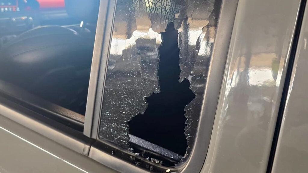 Autoridades Advierten Sobre Banda De Ladrones De Jeep’S: Consejos De Seguridad