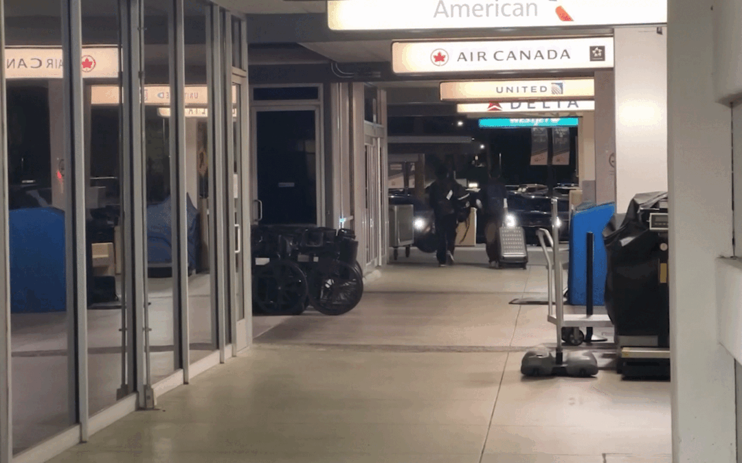 Aeropuerto de Palm Springs Alerta Sobre Retrasos Durante el Pico de Viajes Navideños