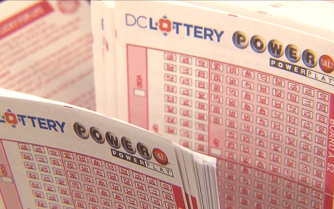 Powerball pone en juego un premio histórico de $1,250 millones esta noche