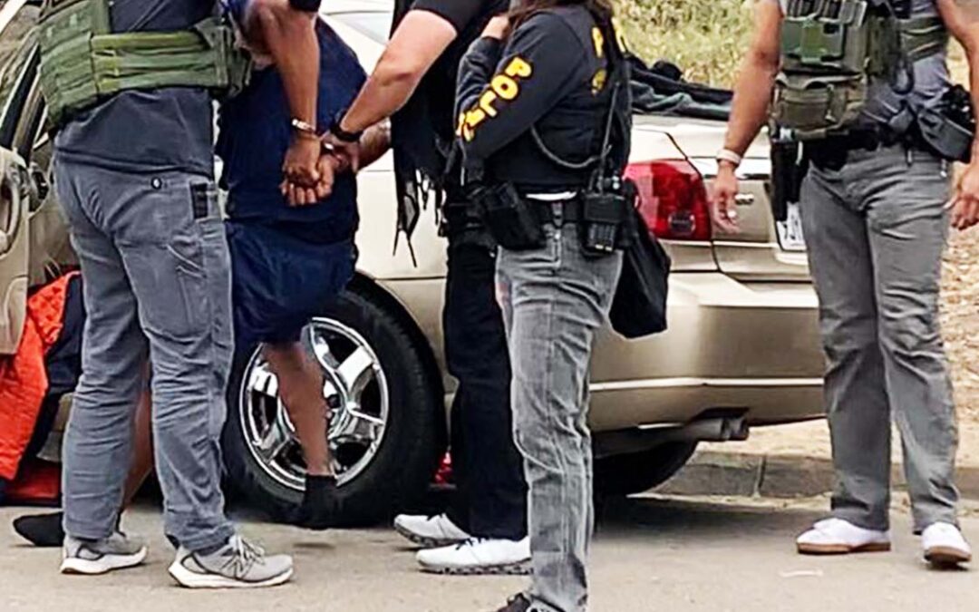 Gobierno ofrece $3,000 a inmigrantes indocumentados para salir del país voluntariamente