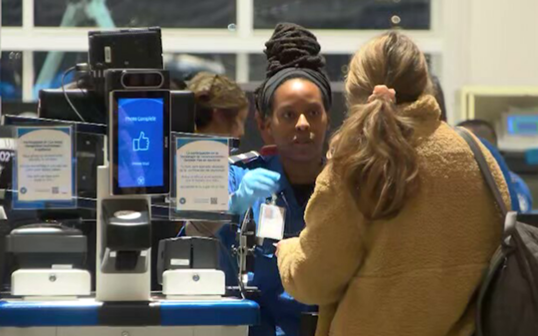 TSA Anuncia Cargos de $45 por Verificación de Identidad para Viajeros Sin REAL ID A Partir de Febrero