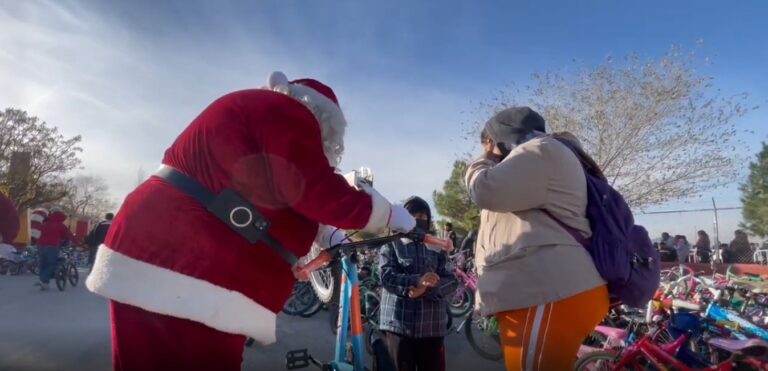 Santa Bombero Ciudad Juárez: Cumple los Deseos de Miles de Niños Esta Navidad