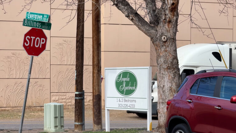 Tiroteo en Aurora: Tragedia de Nochebuena Deja Dos Muertos en Augusta Apartments
