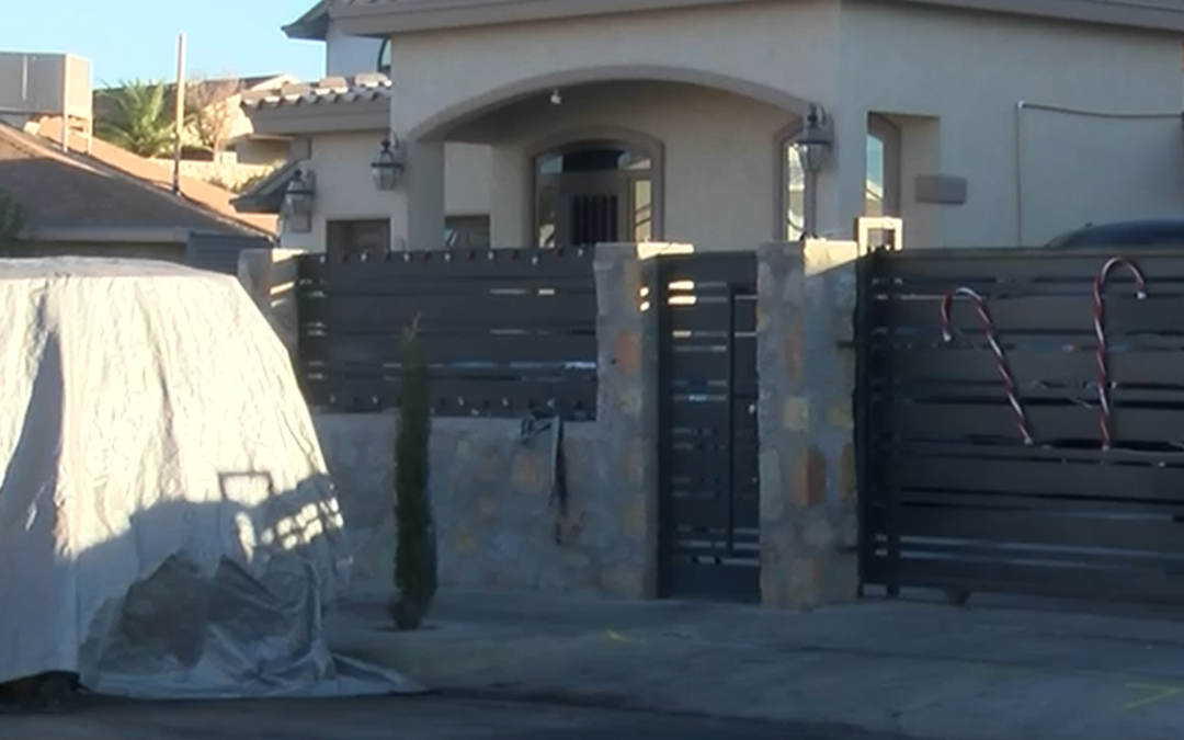 Investigación en El Paso: Presunto incendio intencional de vehículos en zona residencial