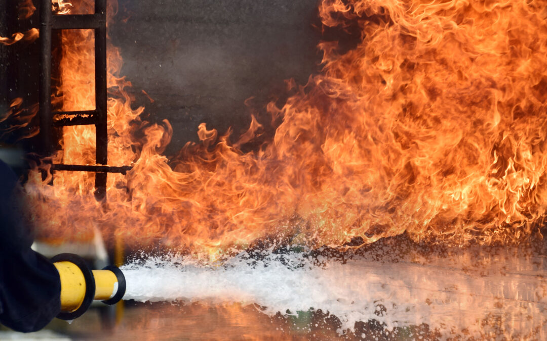 Tragedia en Emporia: Una Persona Muere en Incendio Estructural