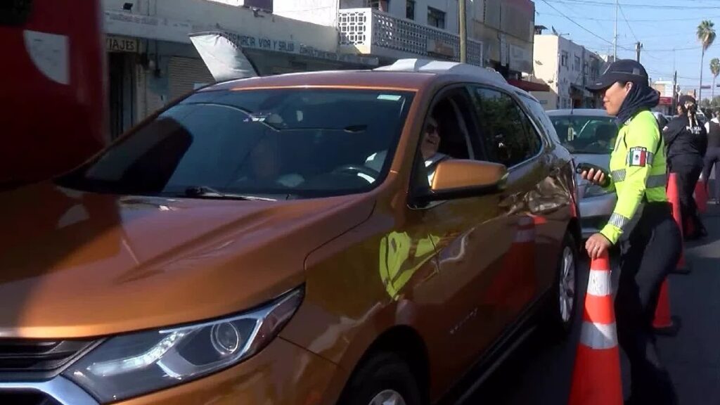 Menú Especial para Conductores Detenidos en el CURVA: Celebrando un Año Nuevo Seguro en Guadalajara