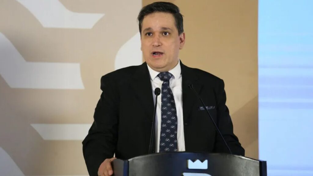 Carlos Garza Renuncia A La Tesorería De Nuevo León: Ulises Carlín Asumirá El Cargo Este Viernes - Noticias Notivalle Carlos Garza Renuncia A La Tesorería De Nuevo León: Ulises Carlín Asumirá El Cargo Este Viernes