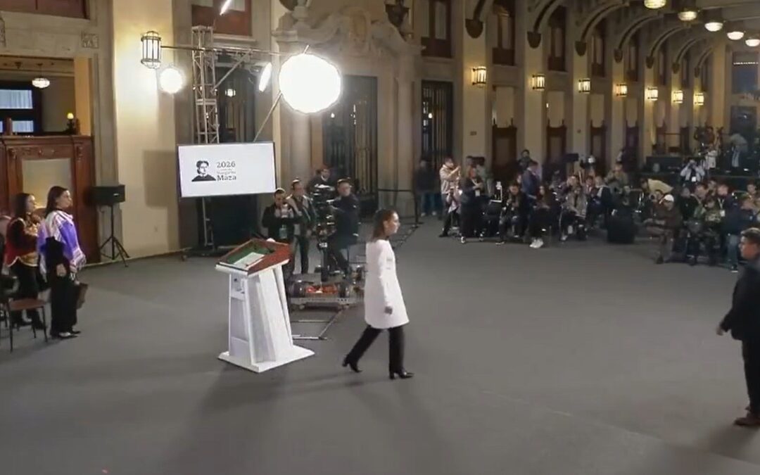 Claudia Sheinbaum interrumpida por alerta sísmica durante la Mañanera del Pueblo | VIDEO