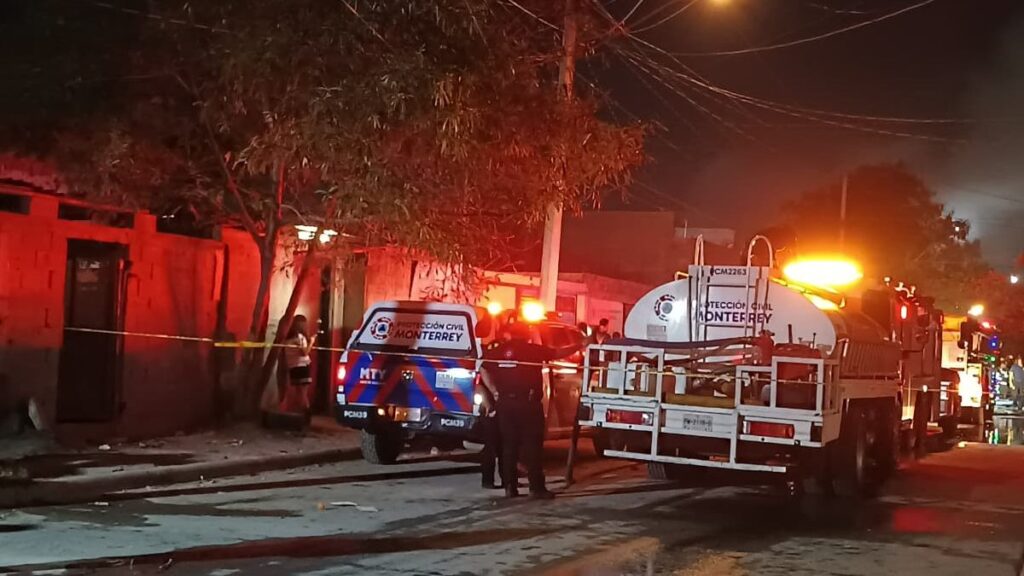 Incendio En La Alianza, Monterrey: Consume Tejabán Sin Heridos