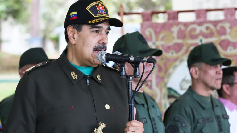 Estados Unidos detiene a Nicolás Maduro en un impactante operativo en Venezuela
