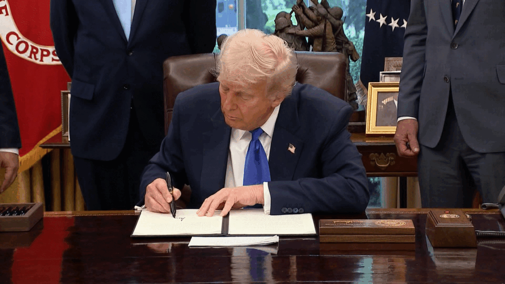 Trump Confirma Operación Militar De Ee.uu. En Venezuela