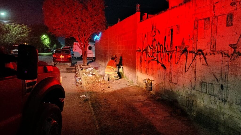 Incendio En Torreón: Hombre Provoca Caos Al Incendiar Medidores De Gas Y Vehículos - Noticias Notivalle Incendio En Torreón: Hombre Provoca Caos Al Incendiar Medidores De Gas Y Vehículos